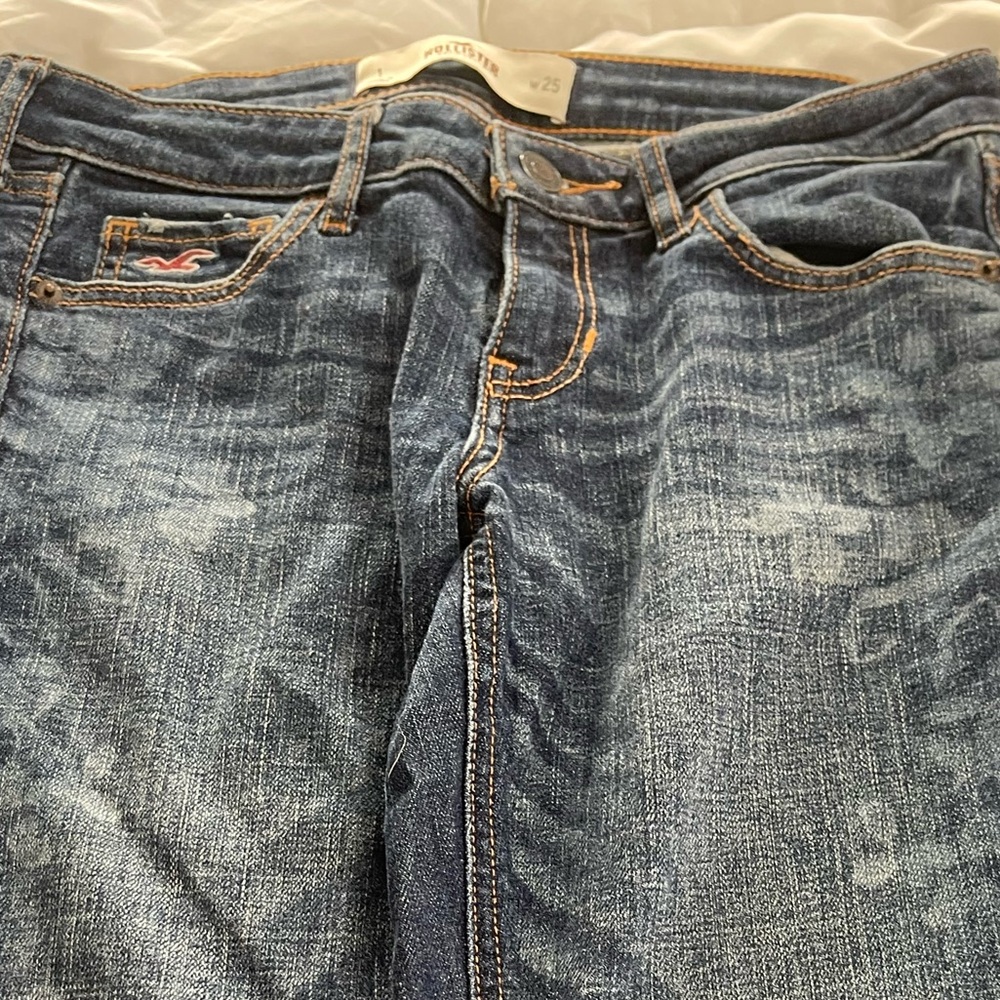 Hollister Jean